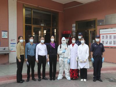 以练筑防，守护健康校园——龙华中英文实验学校开展“疑似流感疫情处置”演练